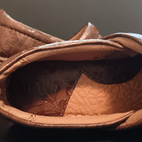 BOLO Brown Paisley / Lace Slip-on Women's Clogs Size 6 - Picture 3 of 10